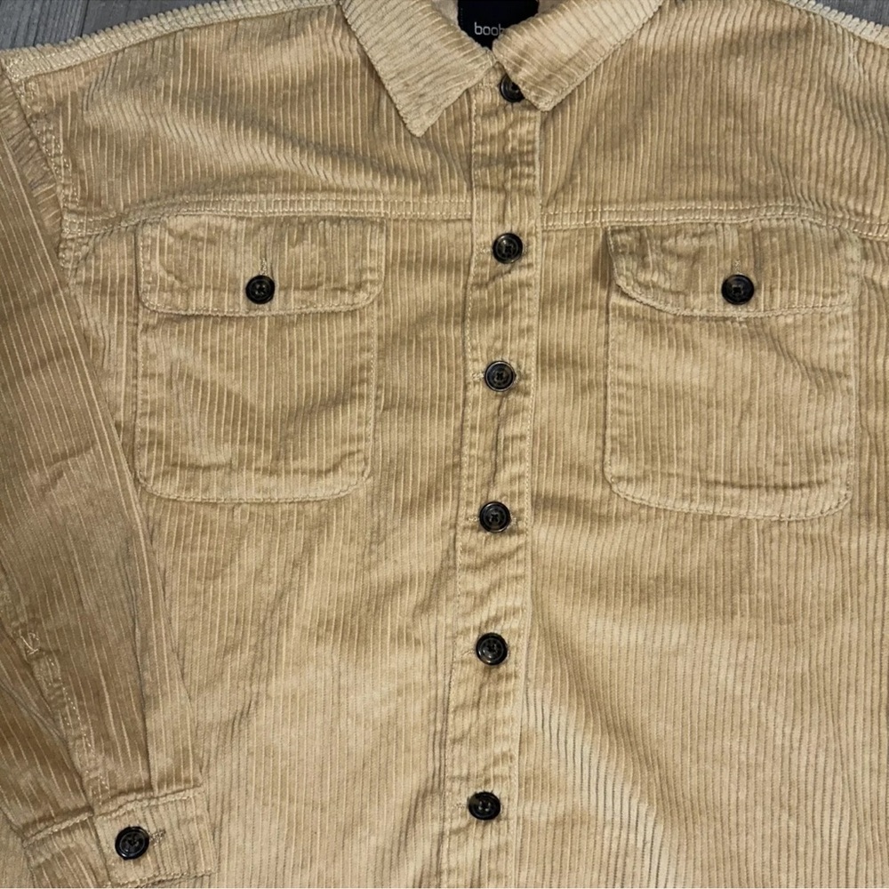 Tan Color Women’s Size 6 Oversize Corduroy Style Shirt CoatBig Buttons By Boohoo - Picture 3 of 8